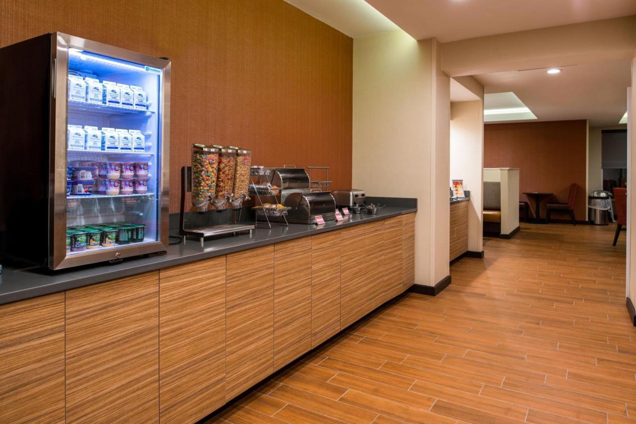 Towneplace Suites By Marriott Charleston-West Ashley Exterior foto